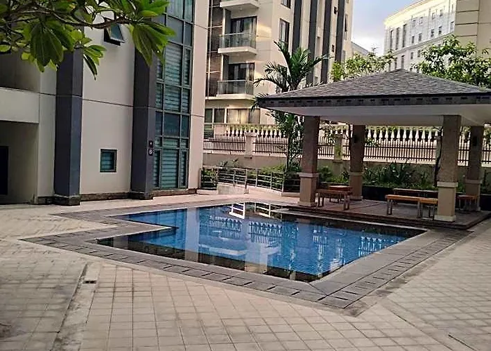 Hotel Rqui Condotel Newport Pasay 3*